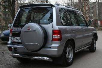 2004 Mitsubishi Pajero Pinin Pictures