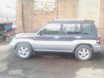 2004 Mitsubishi Pajero Pinin Photos