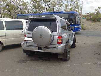 1998 Mitsubishi Pajero Sport Photos