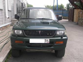 1998 Mitsubishi Pajero Sport Photos