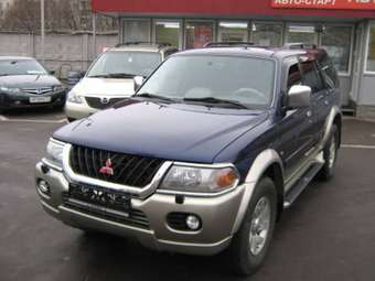 2000 Mitsubishi Pajero Sport Pictures