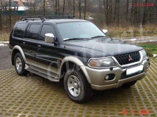 2000 Mitsubishi Pajero Sport