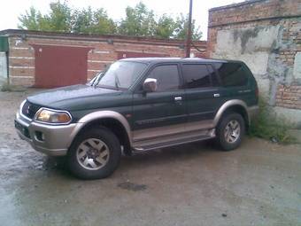 2000 Mitsubishi Pajero Sport Pictures