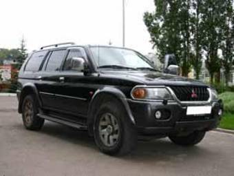 2000 Mitsubishi Pajero Sport Pictures