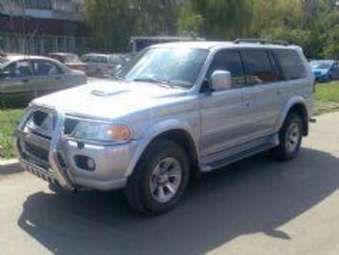 2001 Mitsubishi Pajero Sport Photos