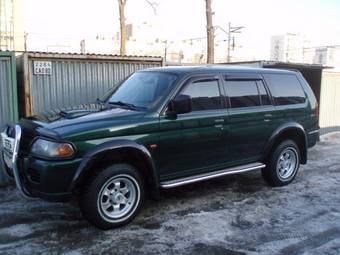 2001 Mitsubishi Pajero Sport Photos