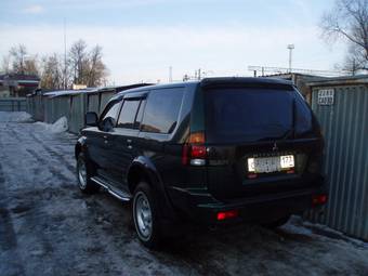 2001 Mitsubishi Pajero Sport Pictures