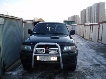 2001 Mitsubishi Pajero Sport Photos