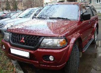 2001 Mitsubishi Pajero Sport Photos