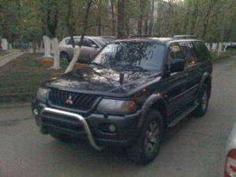 2001 Mitsubishi Pajero Sport Wallpapers