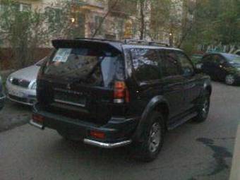 2001 Mitsubishi Pajero Sport Images