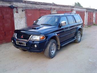 2001 Mitsubishi Pajero Sport Photos