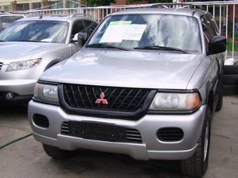 2001 Mitsubishi Pajero Sport Photos