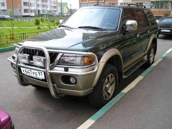 2001 Mitsubishi Pajero Sport Pictures