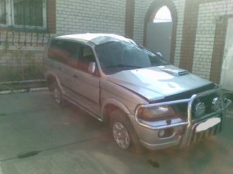 2001 Mitsubishi Pajero Sport Photos