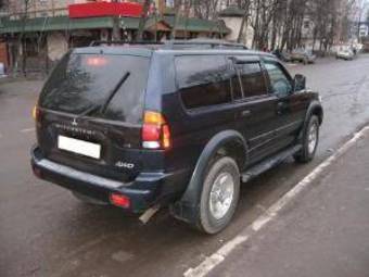 2002 Mitsubishi Pajero Sport Photos