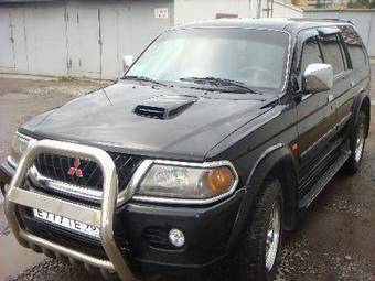 2002 Mitsubishi Pajero Sport Pics