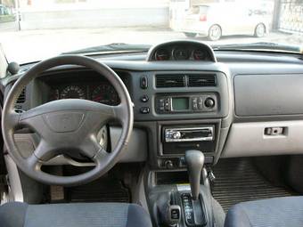 2003 Mitsubishi Pajero Sport Pictures