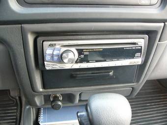 2003 Mitsubishi Pajero Sport Images