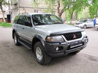 2003 Mitsubishi Pajero Sport Pictures