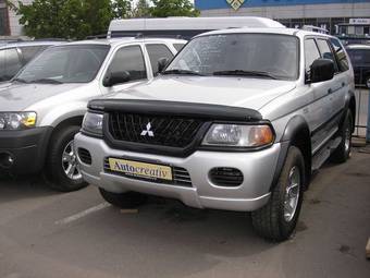 2003 Mitsubishi Pajero Sport Pictures