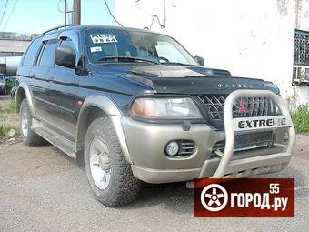 2003 Mitsubishi Pajero Sport Photos