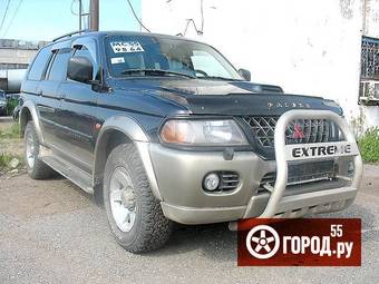 2003 Mitsubishi Pajero Sport Photos