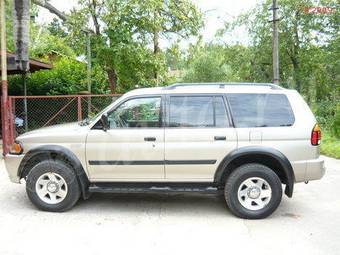2003 Mitsubishi Pajero Sport Pictures