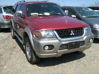 2003 Mitsubishi Pajero Sport Photos