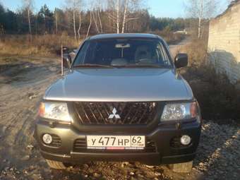 2004 Mitsubishi Pajero Sport Pictures