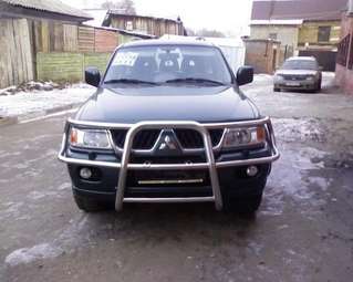 2005 Mitsubishi Pajero Sport Pictures