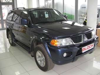 2005 Mitsubishi Pajero Sport Images