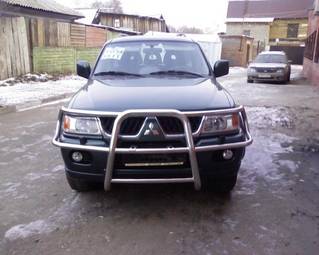 2005 Mitsubishi Pajero Sport Pictures