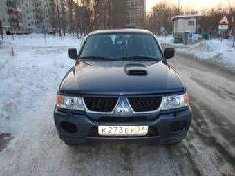 2005 Mitsubishi Pajero Sport Photos