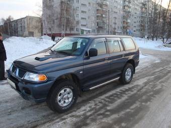 2005 Mitsubishi Pajero Sport Pictures