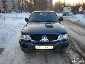 2005 Mitsubishi Pajero Sport Pictures