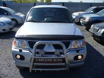 2005 Mitsubishi Pajero Sport Photos