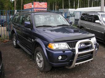 2005 Mitsubishi Pajero Sport Pictures