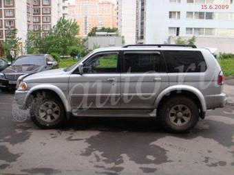 2005 Mitsubishi Pajero Sport Pics