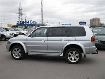 2005 Mitsubishi Pajero Sport Photos