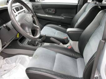 2005 Mitsubishi Pajero Sport Photos