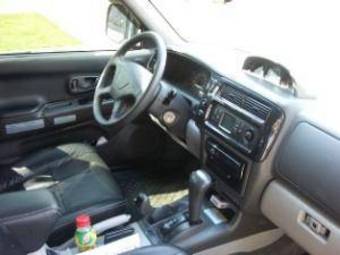 2005 Mitsubishi Pajero Sport Photos
