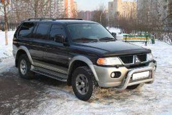 2005 Mitsubishi Pajero Sport Pictures