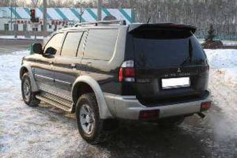 2005 Mitsubishi Pajero Sport Wallpapers