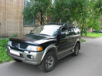 2005 Mitsubishi Pajero Sport Pictures