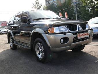 2005 Mitsubishi Pajero Sport Photos