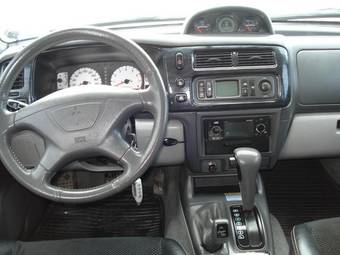 2006 Mitsubishi Pajero Sport Pictures