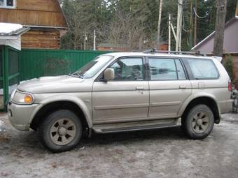 2006 Mitsubishi Pajero Sport Pictures