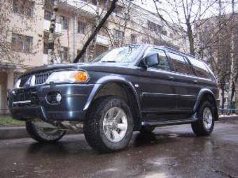 2006 Mitsubishi Pajero Sport Pictures