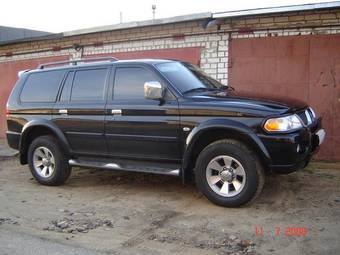 2006 Mitsubishi Pajero Sport Pictures